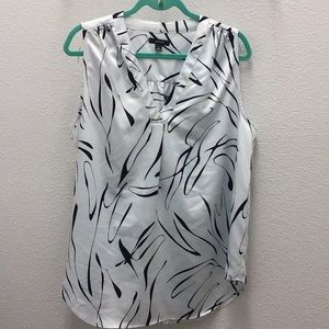 ALFANI V neck sleeveless